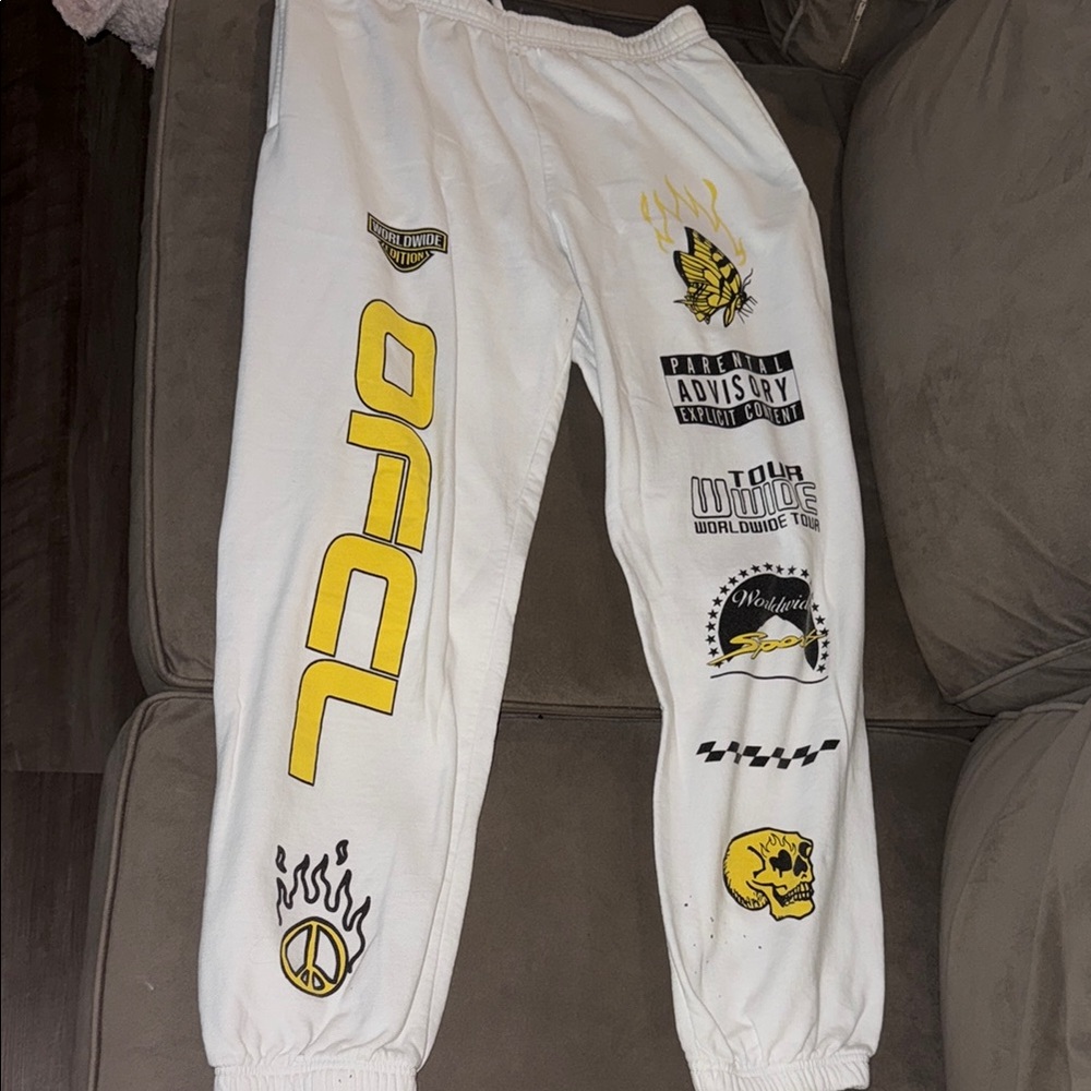 Boohoo White Joggers with Yellow Graphic Accents